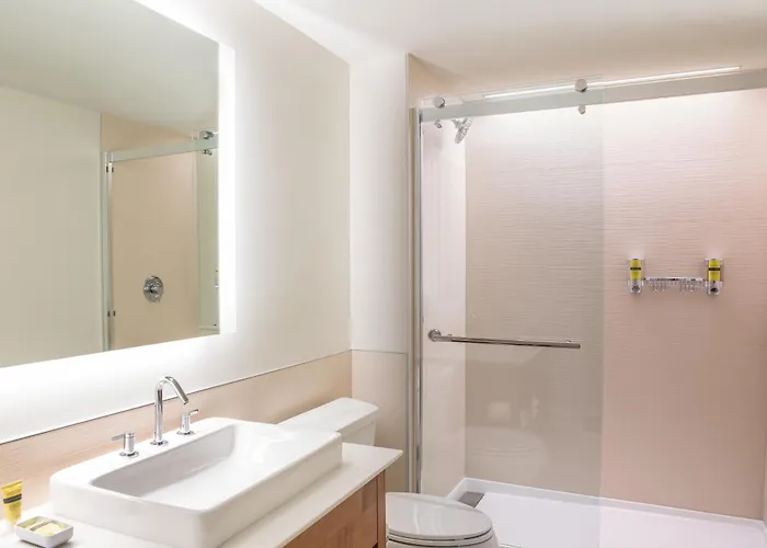 Element By Marriott At Skysong 3*