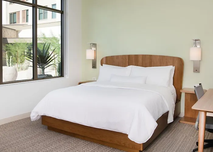 Element By Marriott At Skysong Hotel 3*