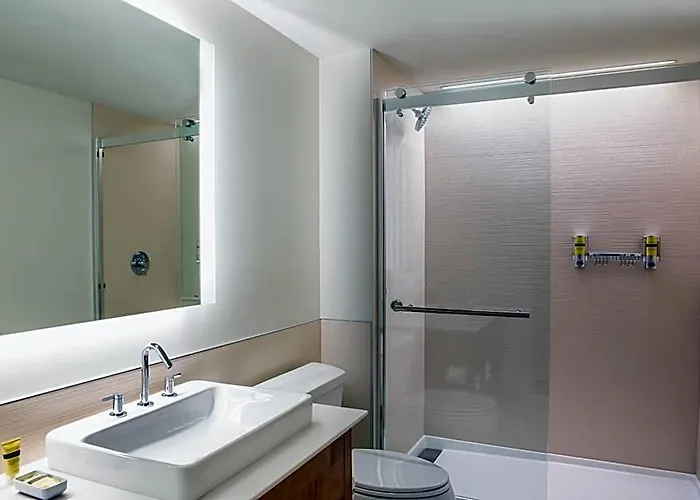 Element By Marriott At Skysong Hotel 3*