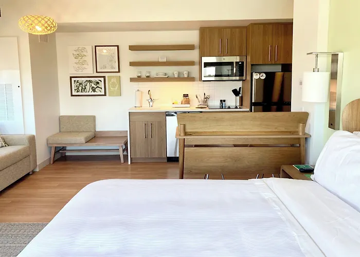 Hotel Element By Marriott At Skysong 3*